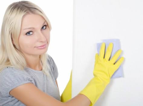Deep cleaning a Brentford kitchen and living area during a one-off visit